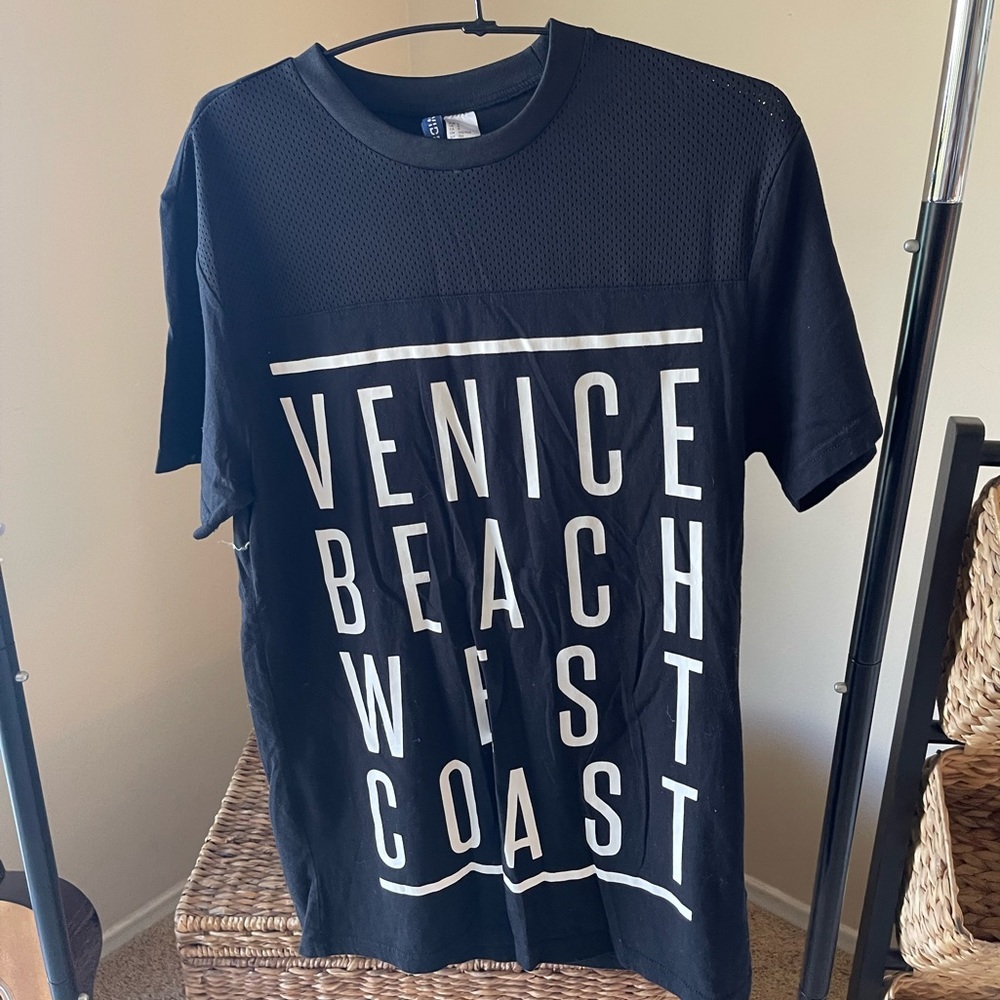 Divided Venice Beach T-shirt - Small